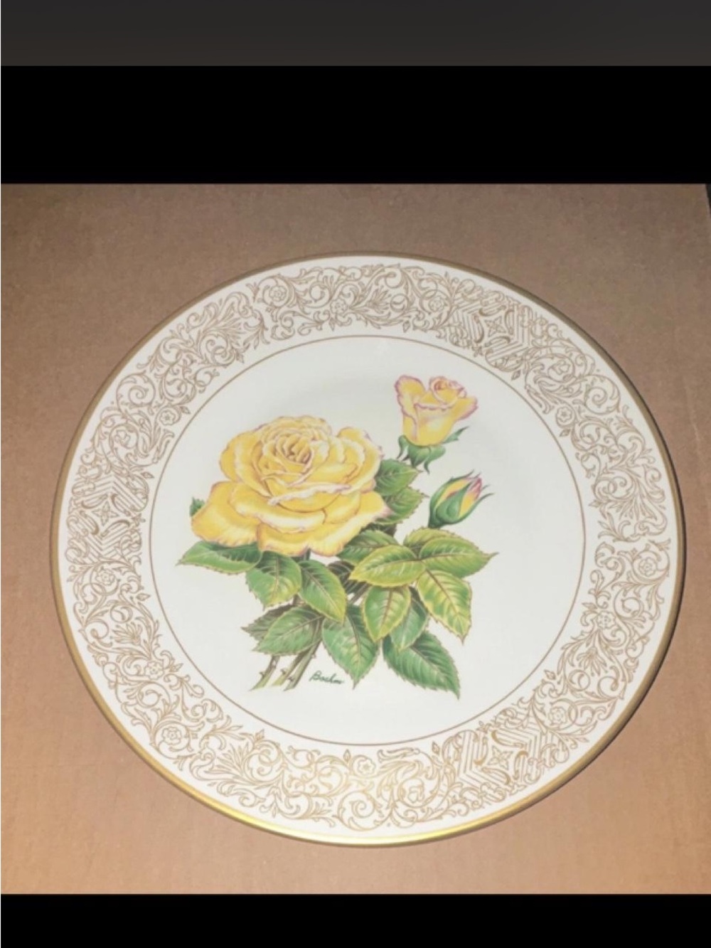 Edward Marshall Boehm Decorative Yellow Rose Dinner Plate - White & Gold